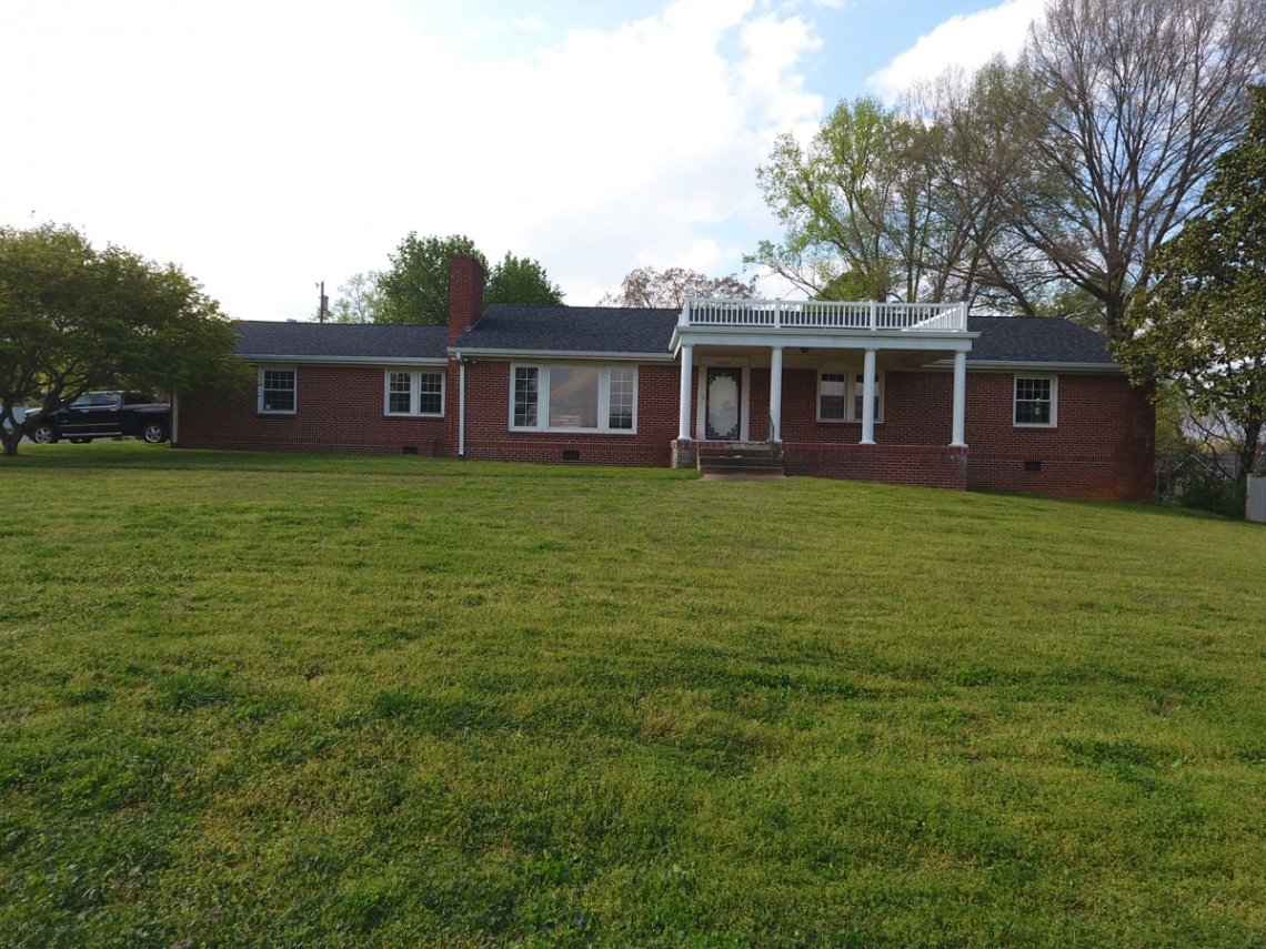 1801 Caroll Lane Chattanooga TN 37405 - North Chattanooga Homes For Sale